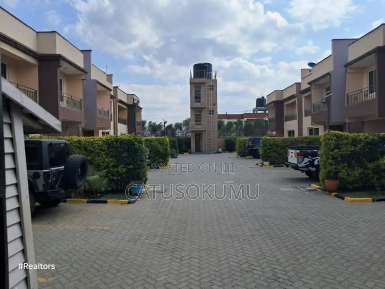 4bdrm Maisonette in Gateway Mall Area for rent