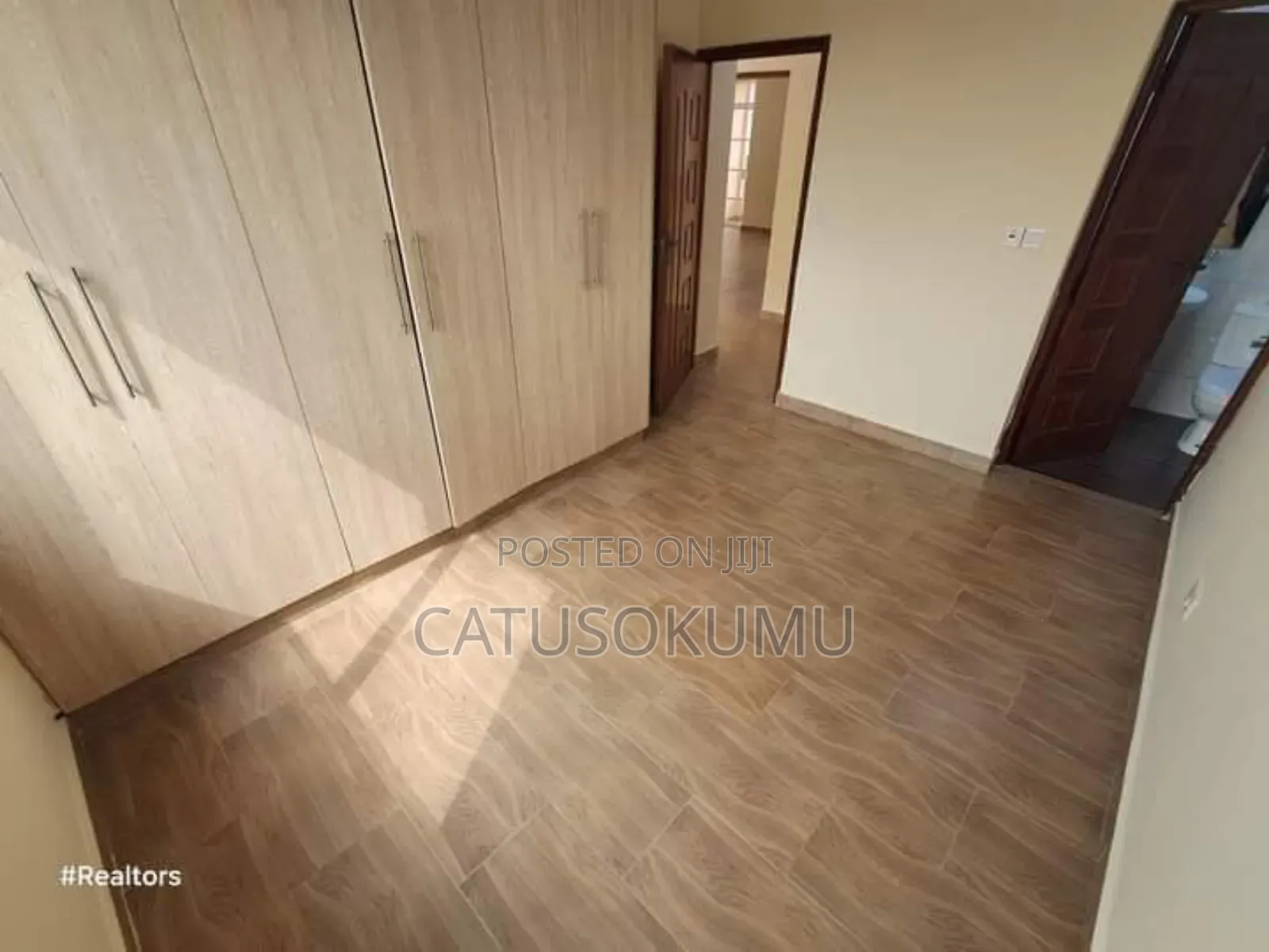 4bdrm Maisonette in Gateway Mall Area for rent