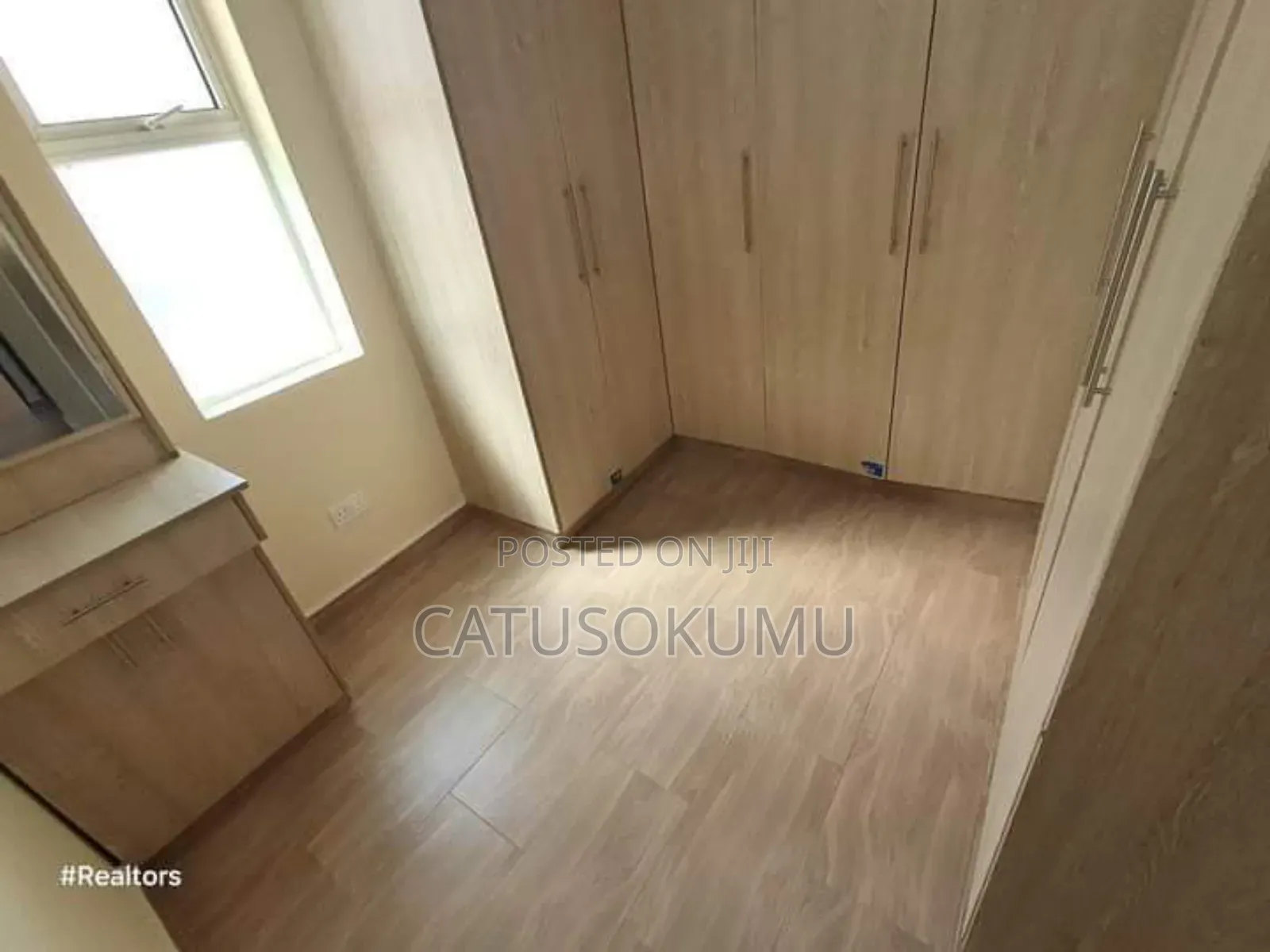 4bdrm Maisonette in Gateway Mall Area for rent