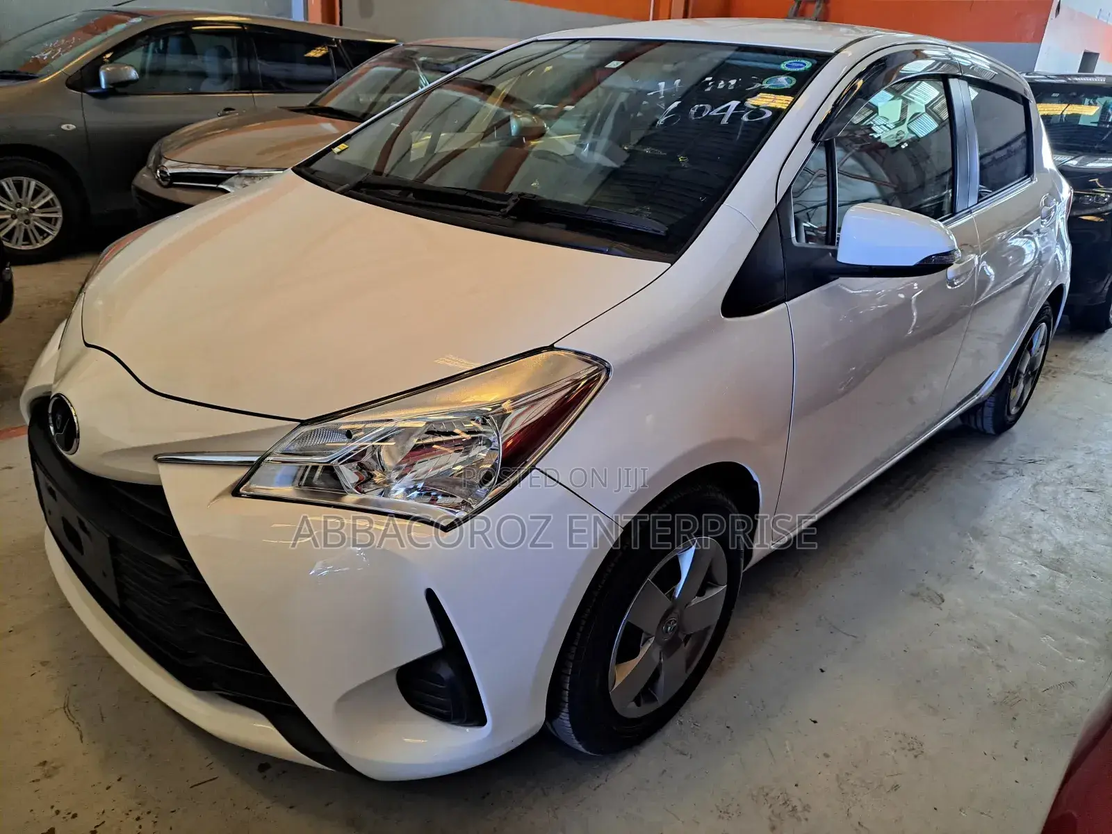 Toyota Vitz 1.3 AWD 5dr 2017 White
