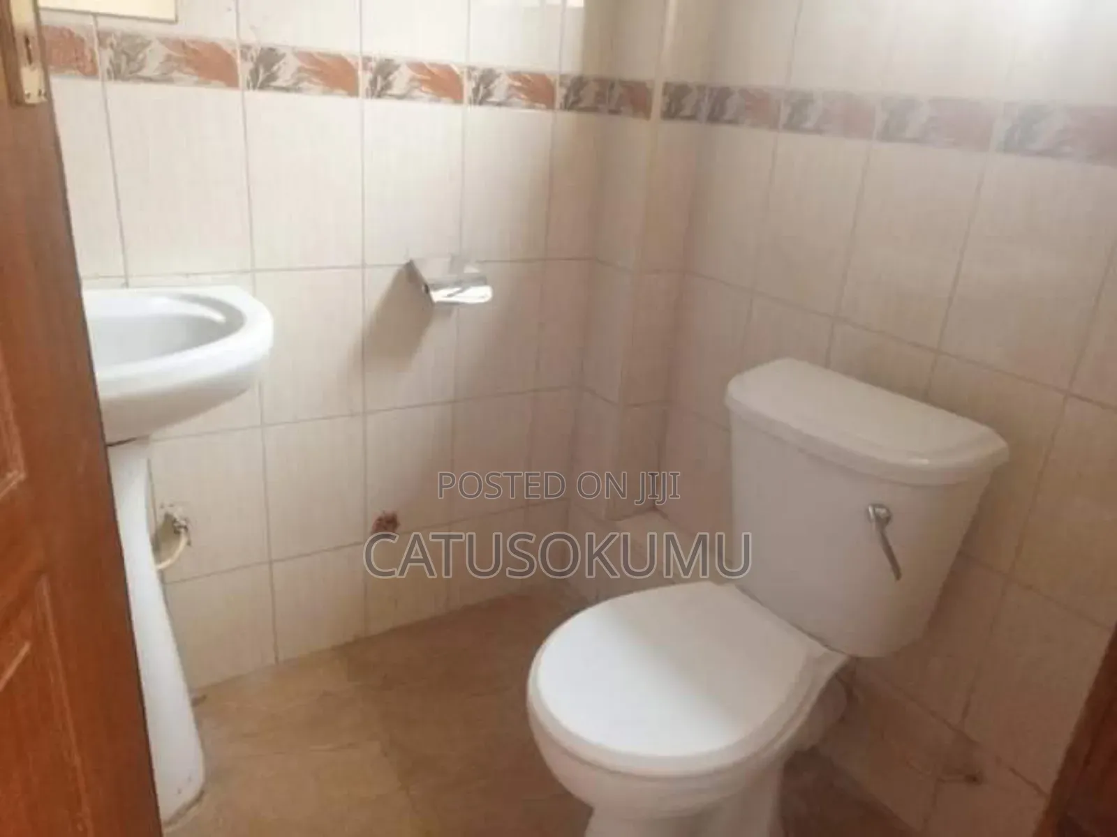 Mini Flat in Gateway Mall Area for rent