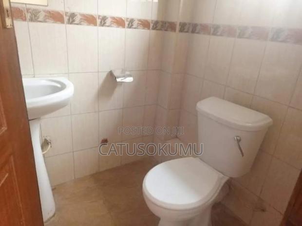 Mini Flat in Gateway Mall Area for rent - thumbnail 10