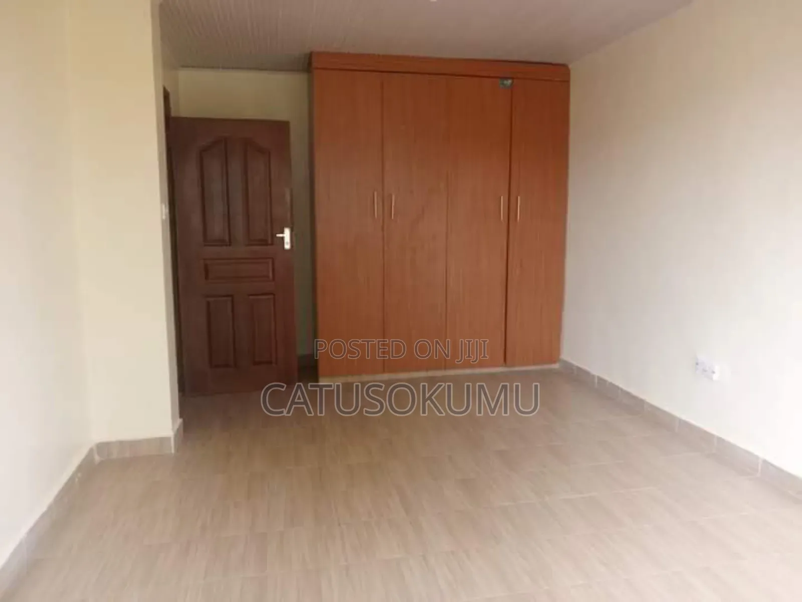 Mini Flat in Gateway Mall Area for rent