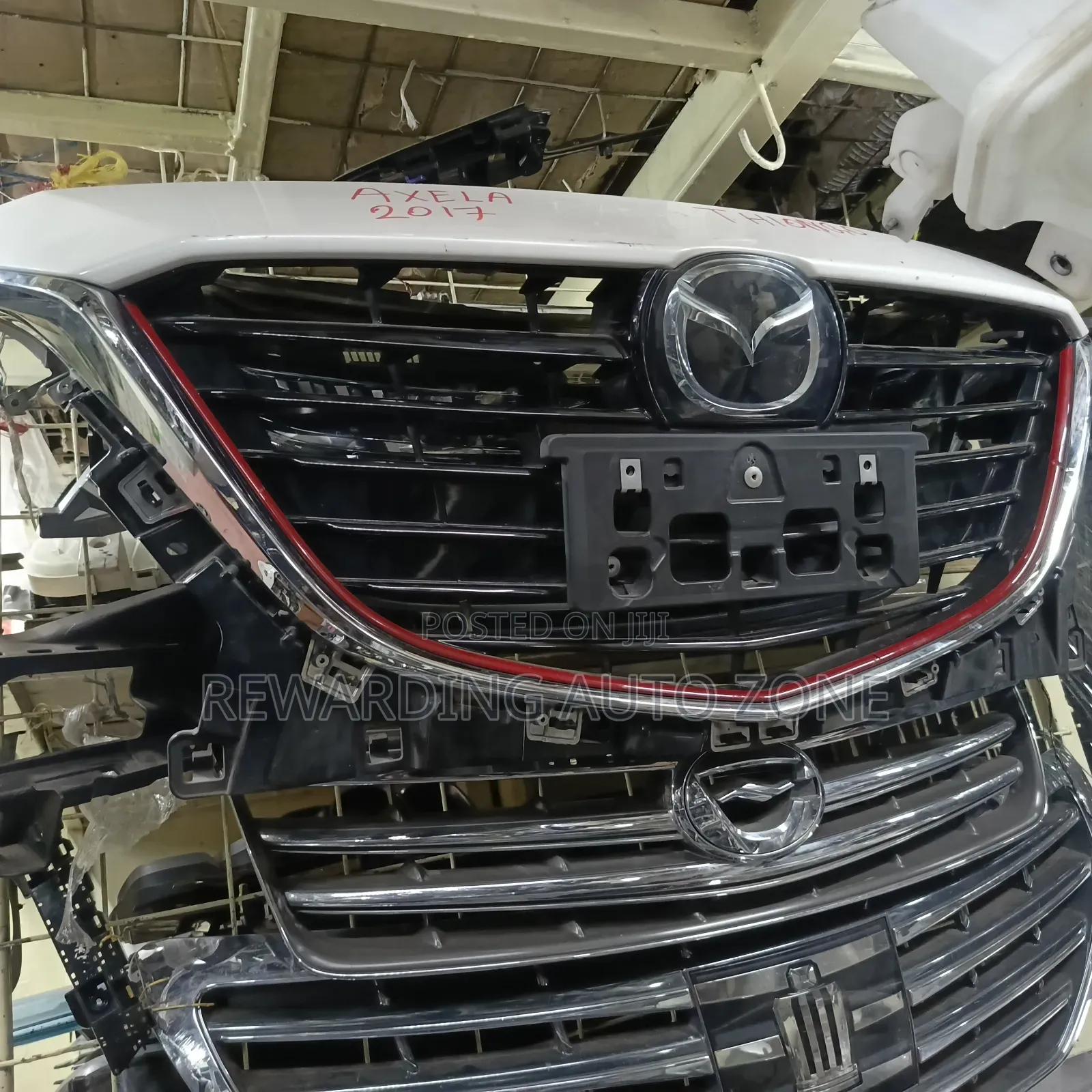 Mazda Axela 2017 Grille.
