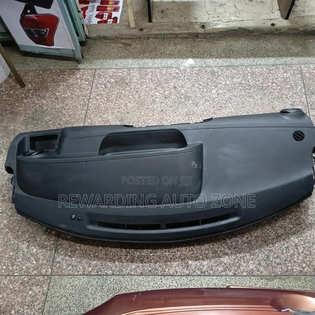 Toyota Rumion Dushbord Airbag.