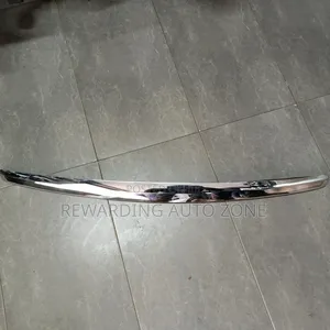 Nissan Sylphy (Blue Bad)2008 Bonnet Chrome.