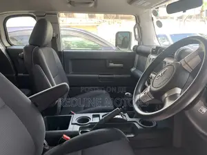 Toyota FJ Cruiser 2015 Off white