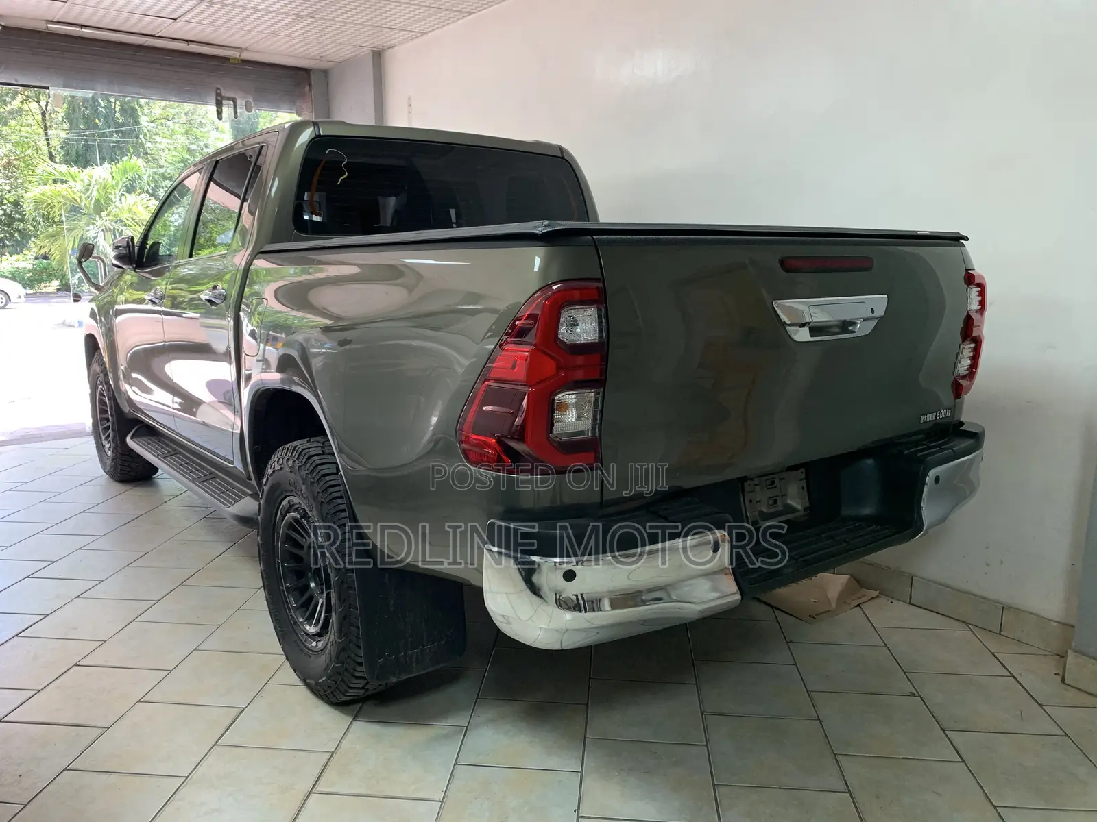 Toyota Hilux 2021 Green