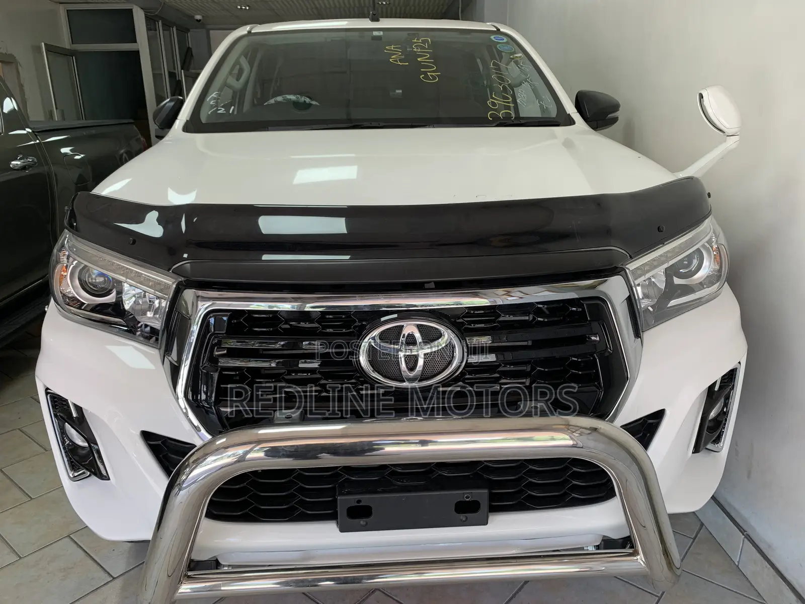 Toyota Hilux 2018 Off white
