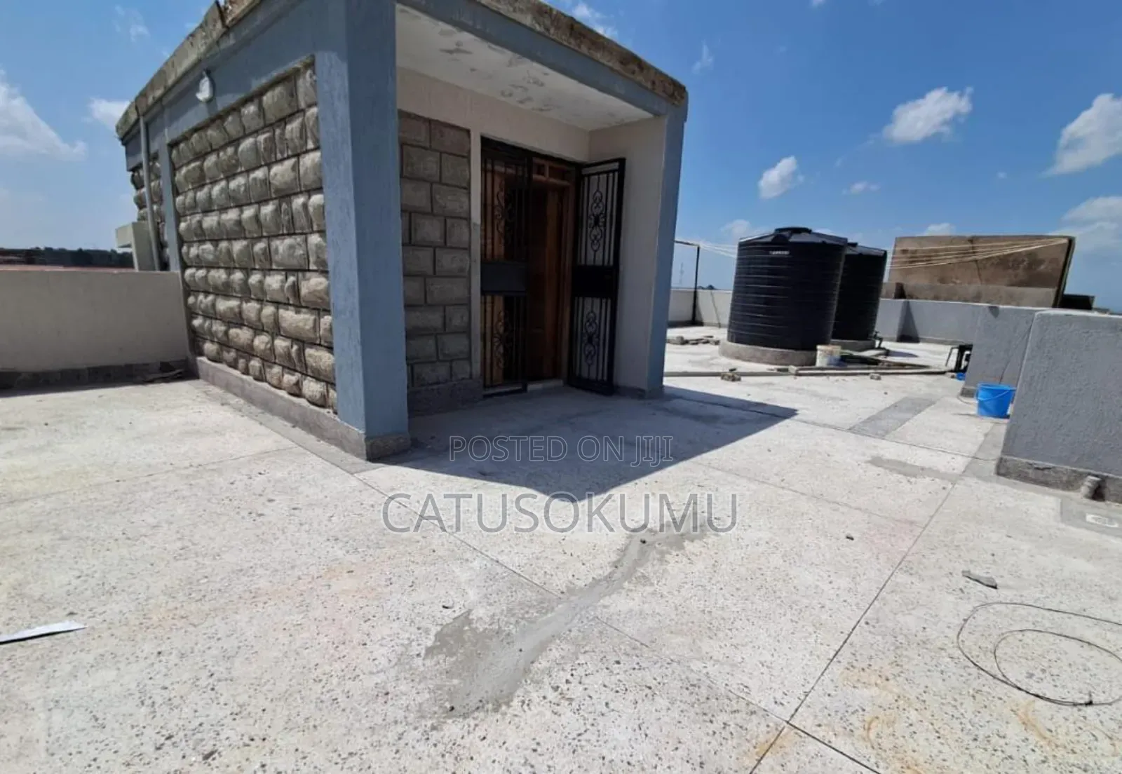 5bdrm Maisonette in Viraj Area for rent
