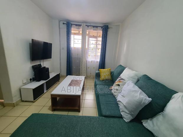 Fully Furnished Airbnb (Parking, Wi-Fi, Netflix) - main view