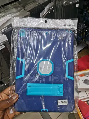 iPad Air (2019) Shockproof Hybrid Case - Dark Blue / Baby Bl