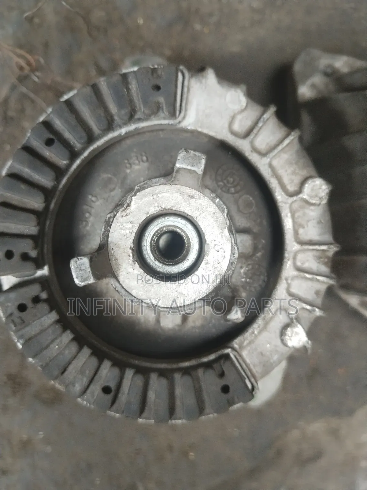 Mercedes Benz W212 Engine Mounts.