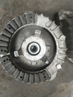 Mercedes Benz W212 Engine Mounts.