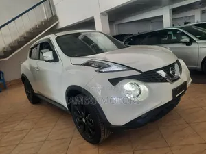Nissan Juke S FWD 2017 White
