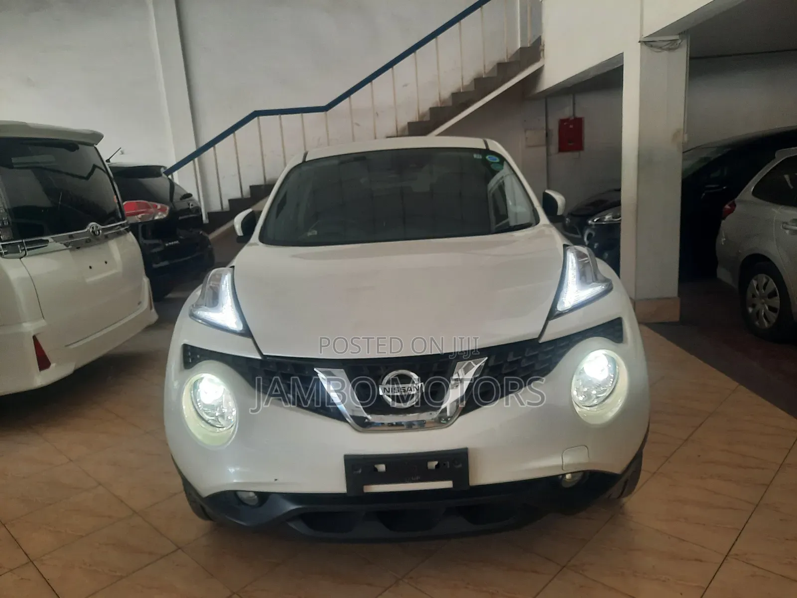 Nissan Juke S FWD 2017 White