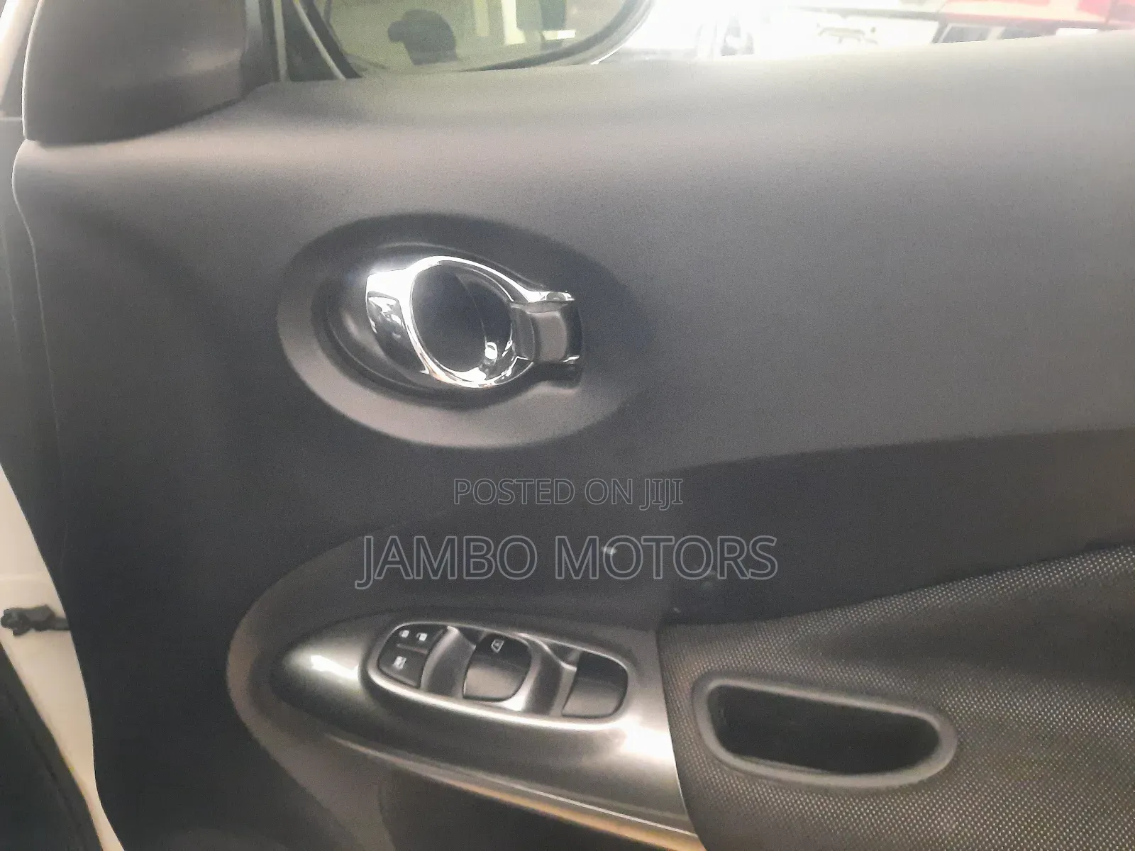 Nissan Juke S FWD 2017 White