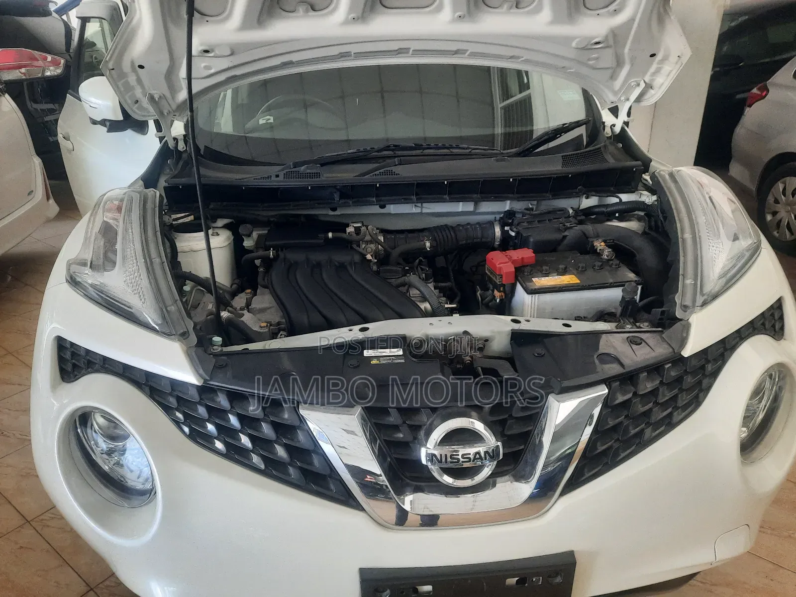 Nissan Juke S FWD 2017 White