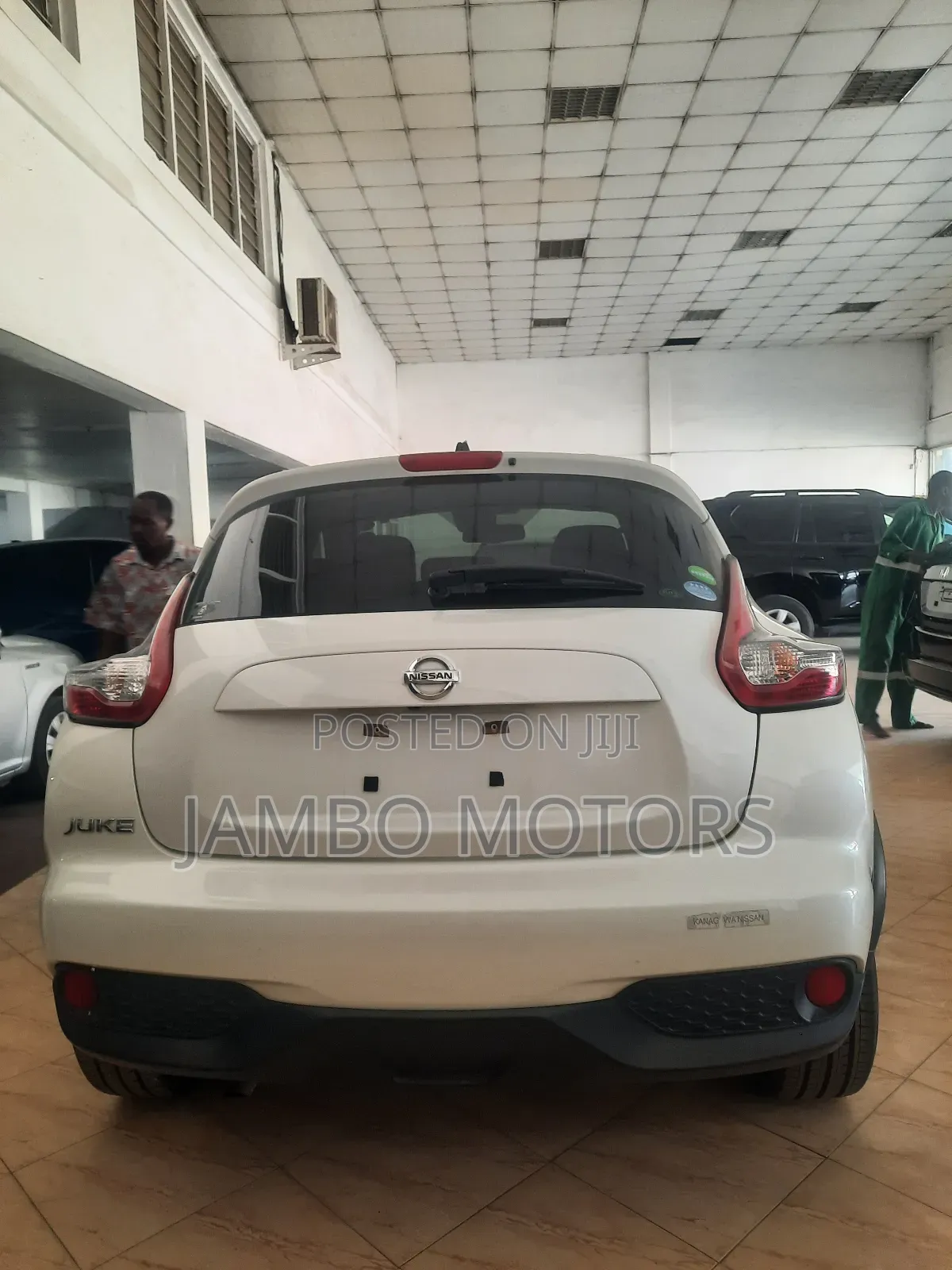 Nissan Juke S FWD 2017 White