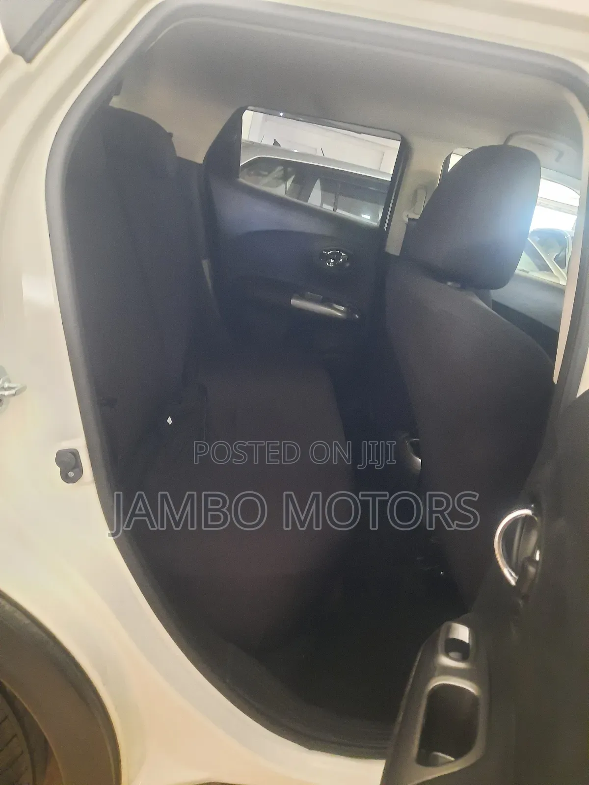 Nissan Juke S FWD 2017 White