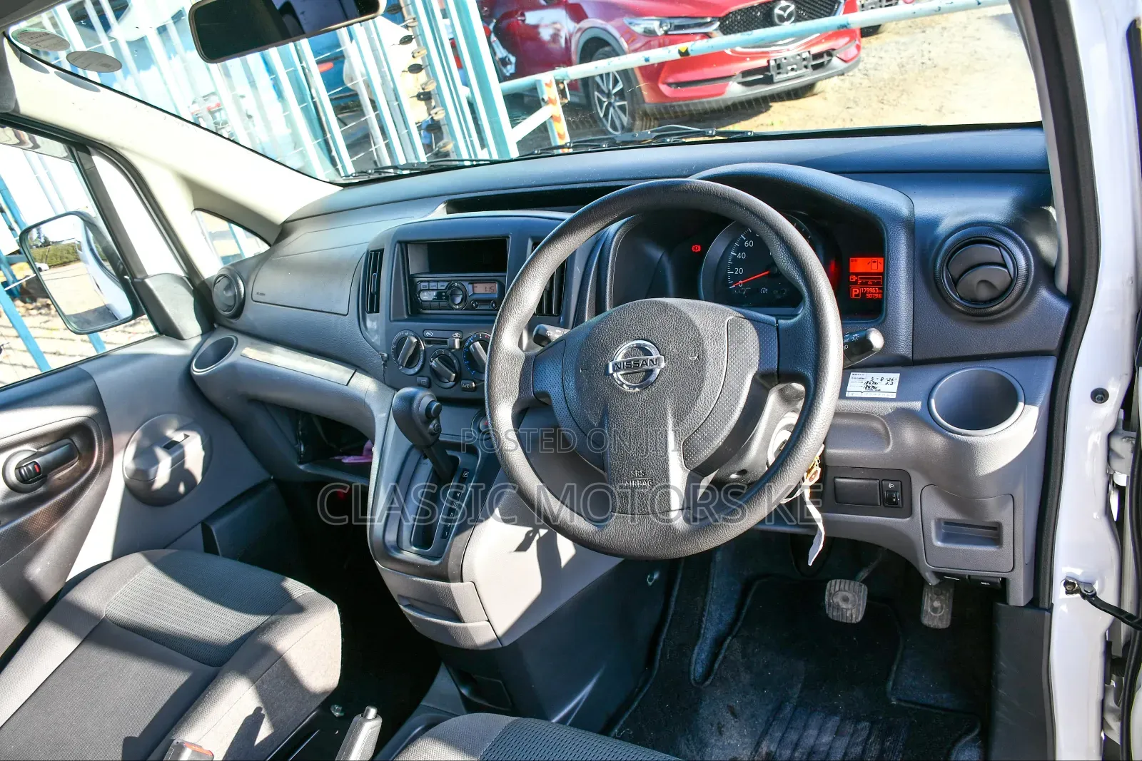 Nissan NV200 2018 White