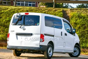 Nissan NV200 2018 White