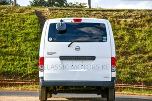 Nissan NV200 2018 White