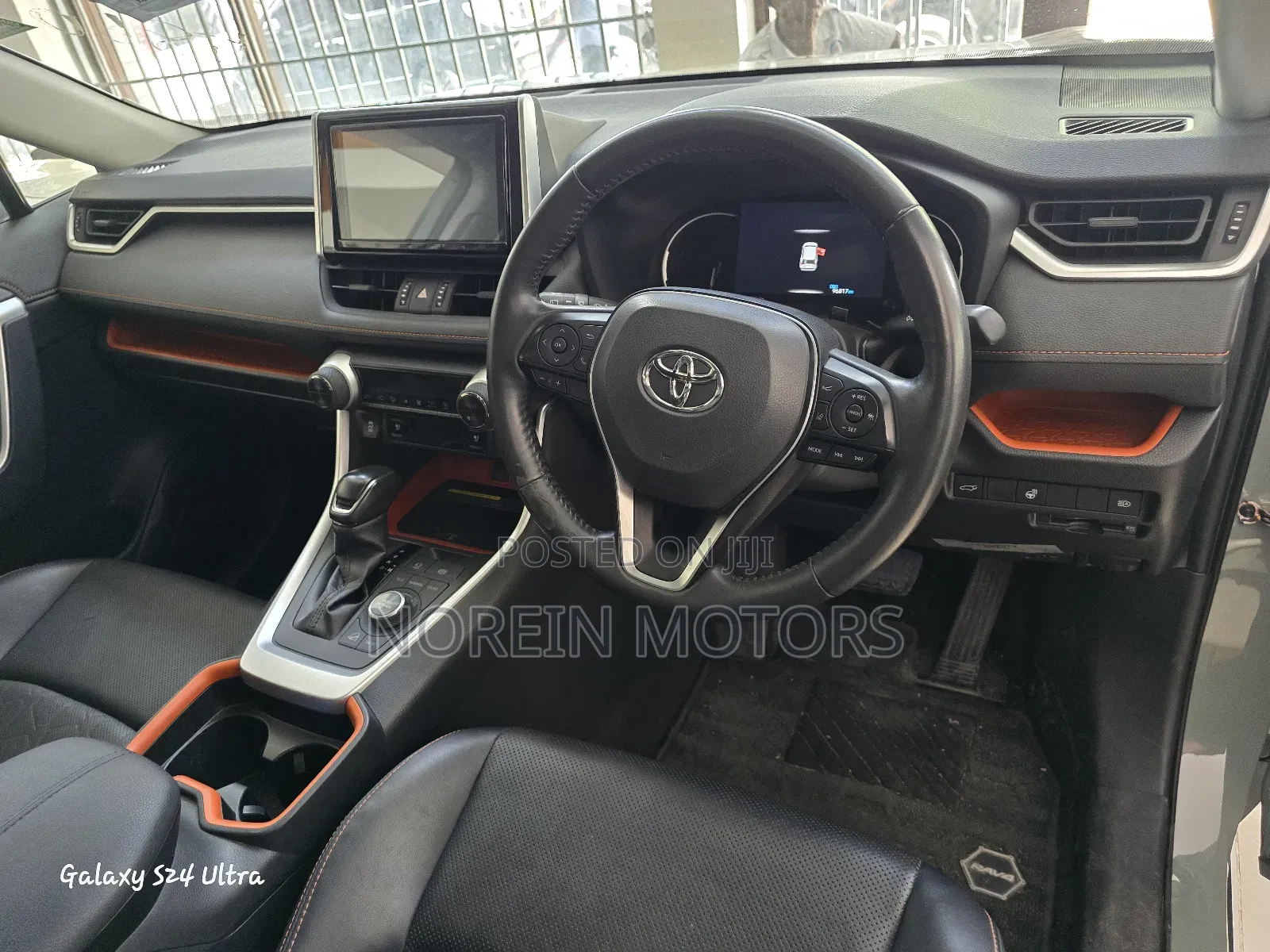 Toyota RAV4 2021 Green