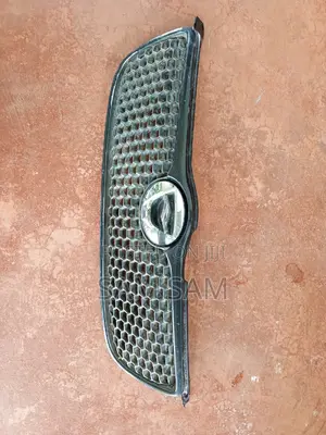 Toyota Fielder/Nze Grill