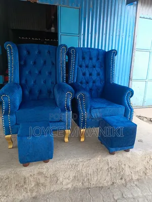 2 King Chairs and Poufs or Pedicure Seats 
