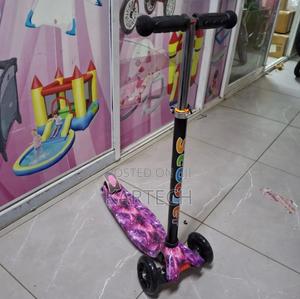 Graffiti Scooters - thumbnail 2