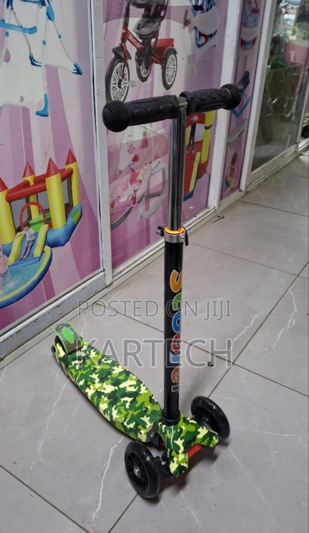 Adjustable Graffiti Scooters Ages 3-10yrs - main view