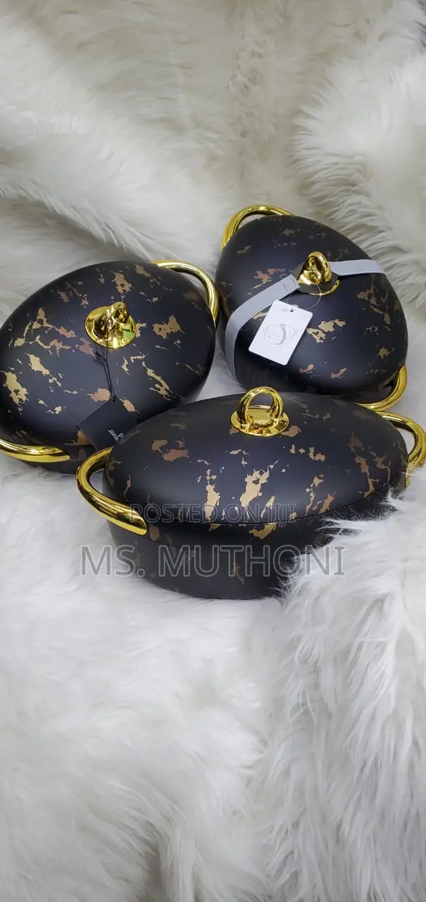 Elegant Marble Luxurious Forever Gold Hotpots