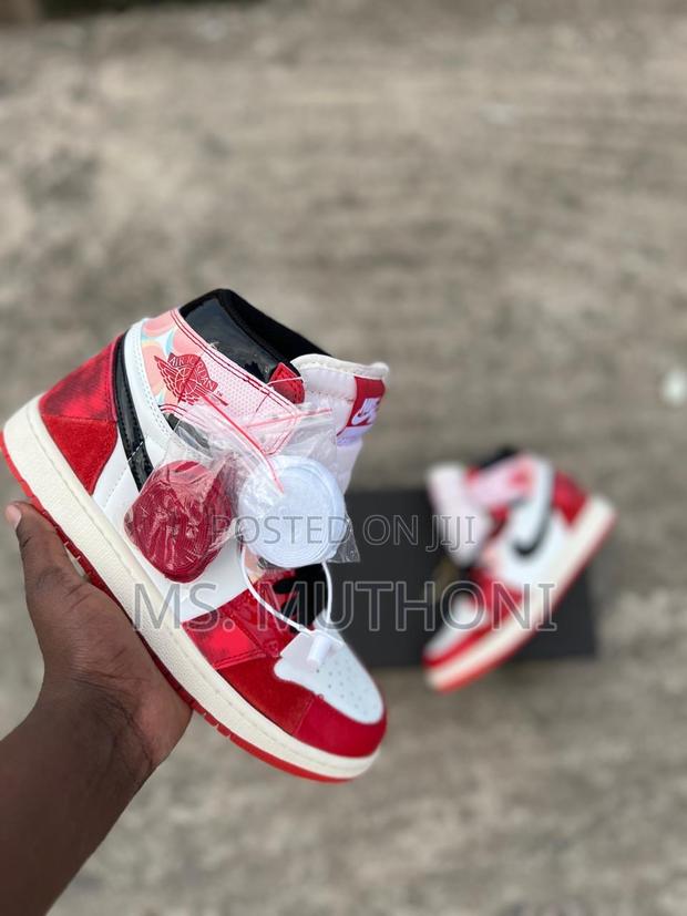 Air J1- French Blue Spiderman* 36-45 - thumbnail 3