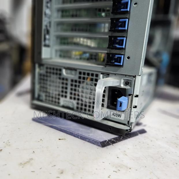 Desktop Computer Dell Precision 5820 32GB Intel Core I5 HDD+SSD 1T - thumbnail 2