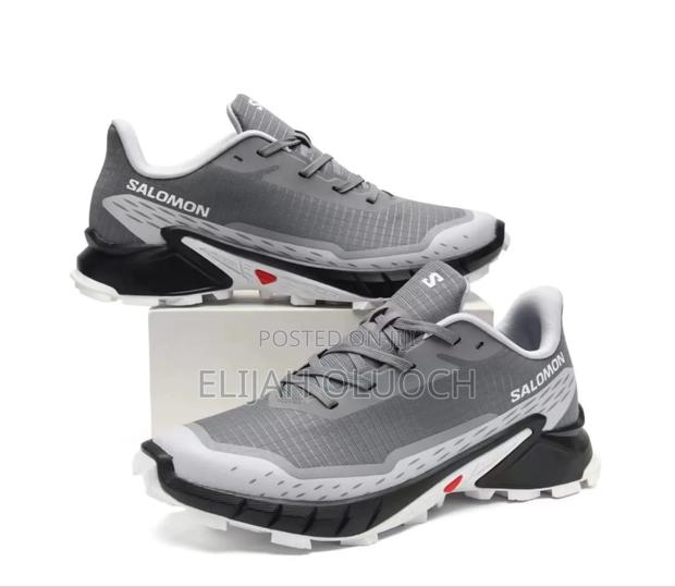 Salomon Sneakers