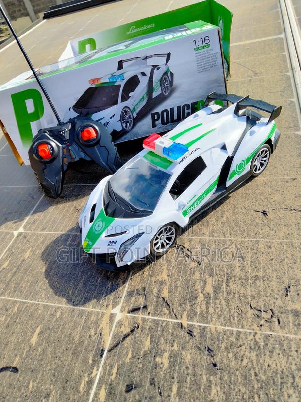 Remote Control Police Car for Kids - thumbnail 3