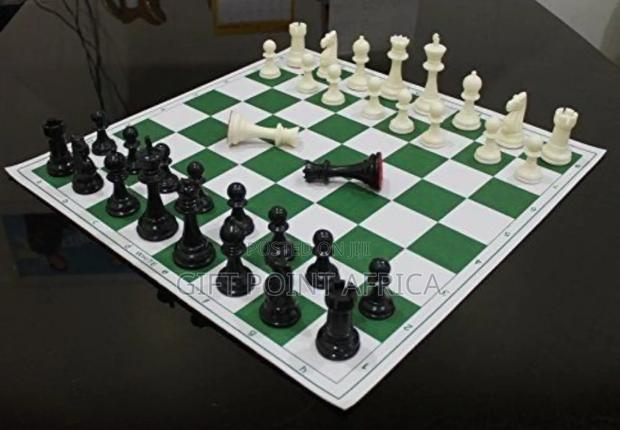 Roll Up Chess Mat With a Case Tube - main view