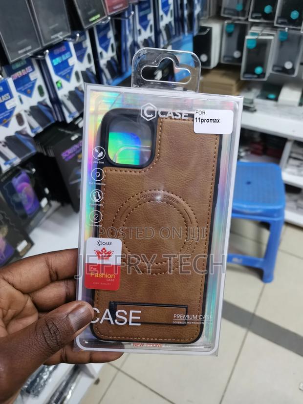 iPhone 11 Pro Max Leather Bend Stand Cover Case