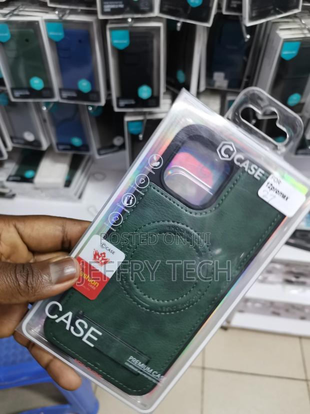 iPhone 12 Pro Max Leather Bend Stand Magsafe Green Case - main view