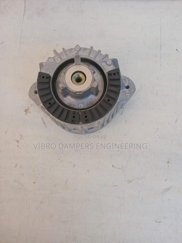 Mercedes W212 Front Engine Mounting