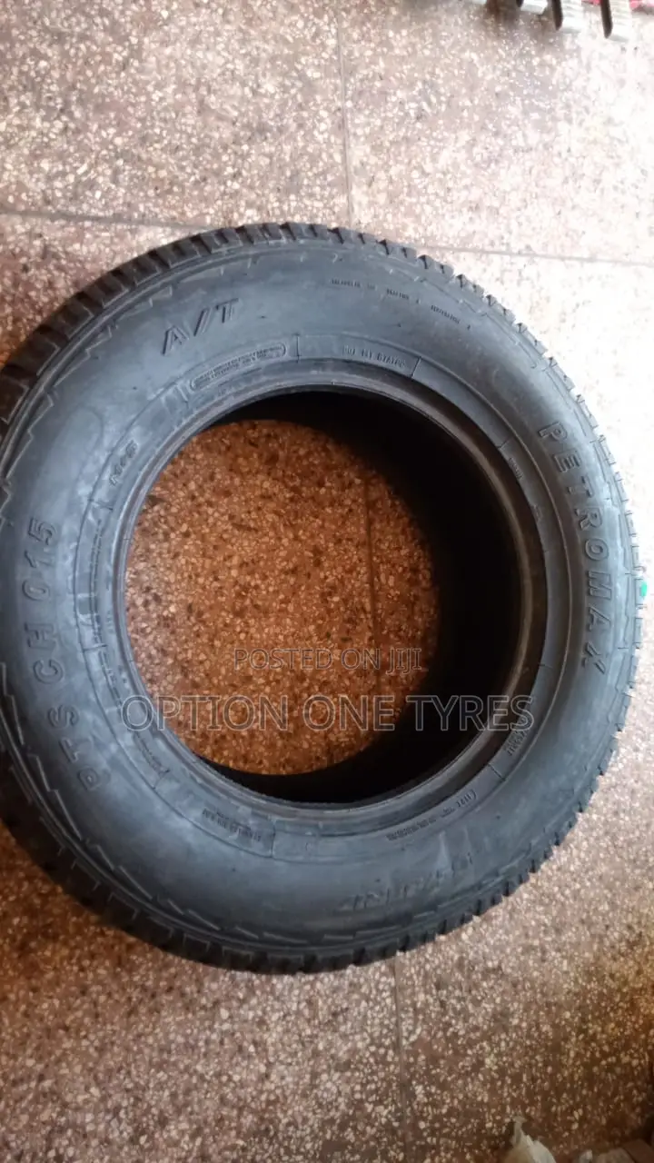 265/65r17 Petromax All Terrain Tyre for Sale