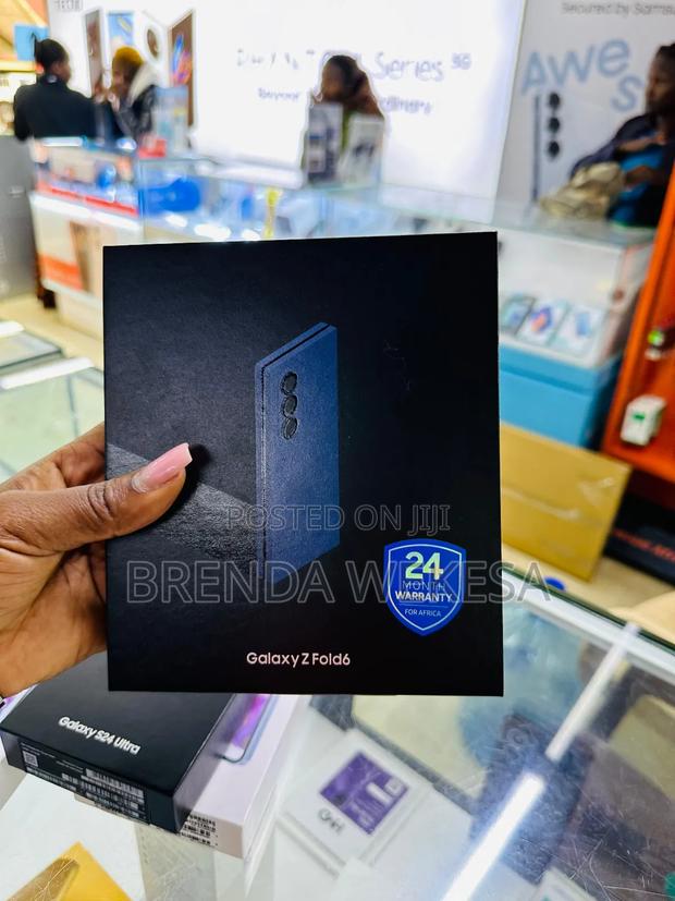 New Samsung Galaxy Z Fold6 512 GB Blue - thumbnail 3