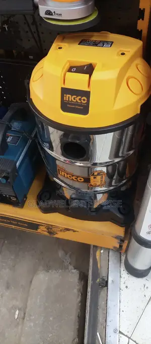Vacuum Cleaner