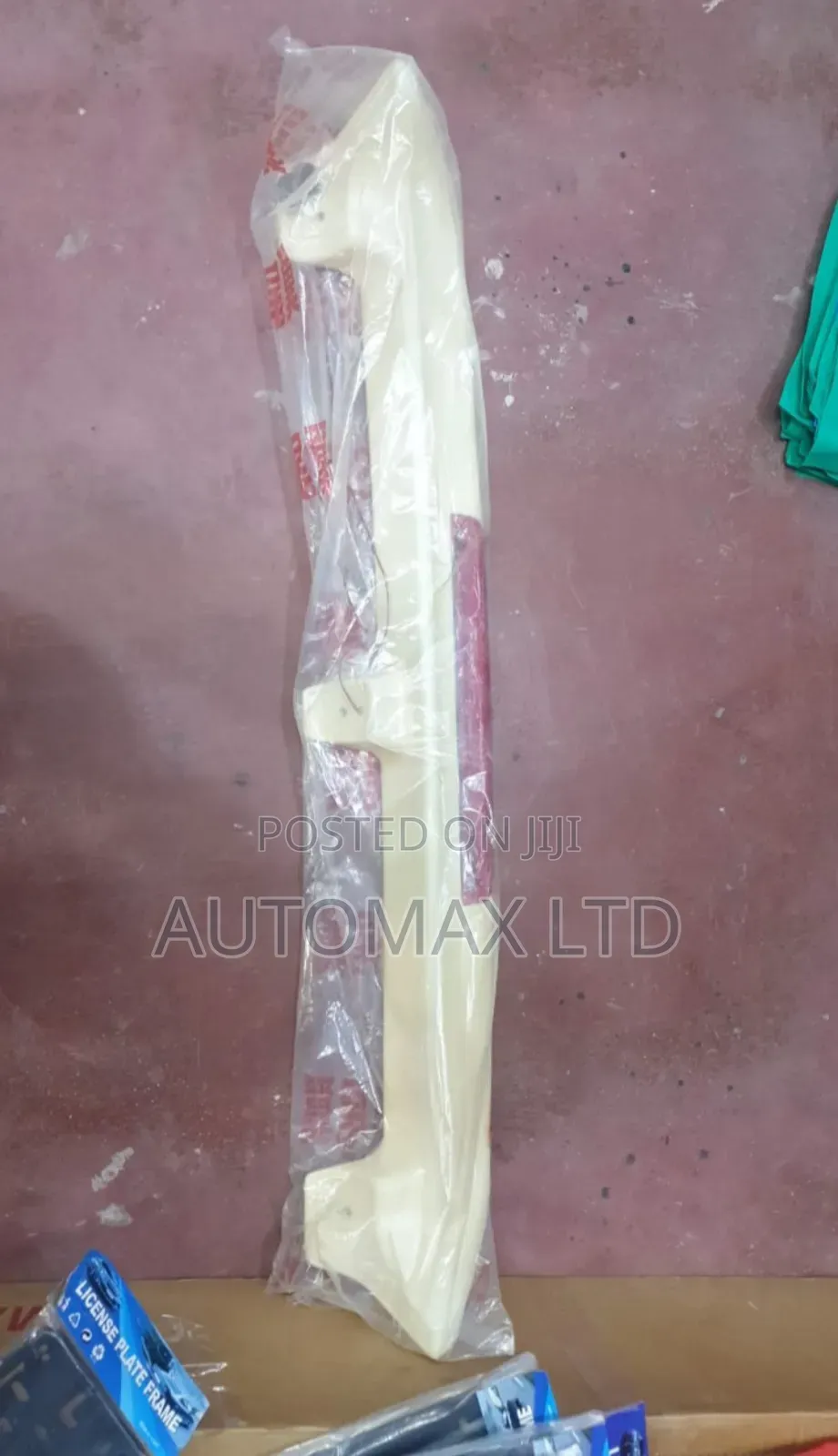 V93,V97,V73 Mitsubishi Pajero, Rear Roof Spoiler With Led