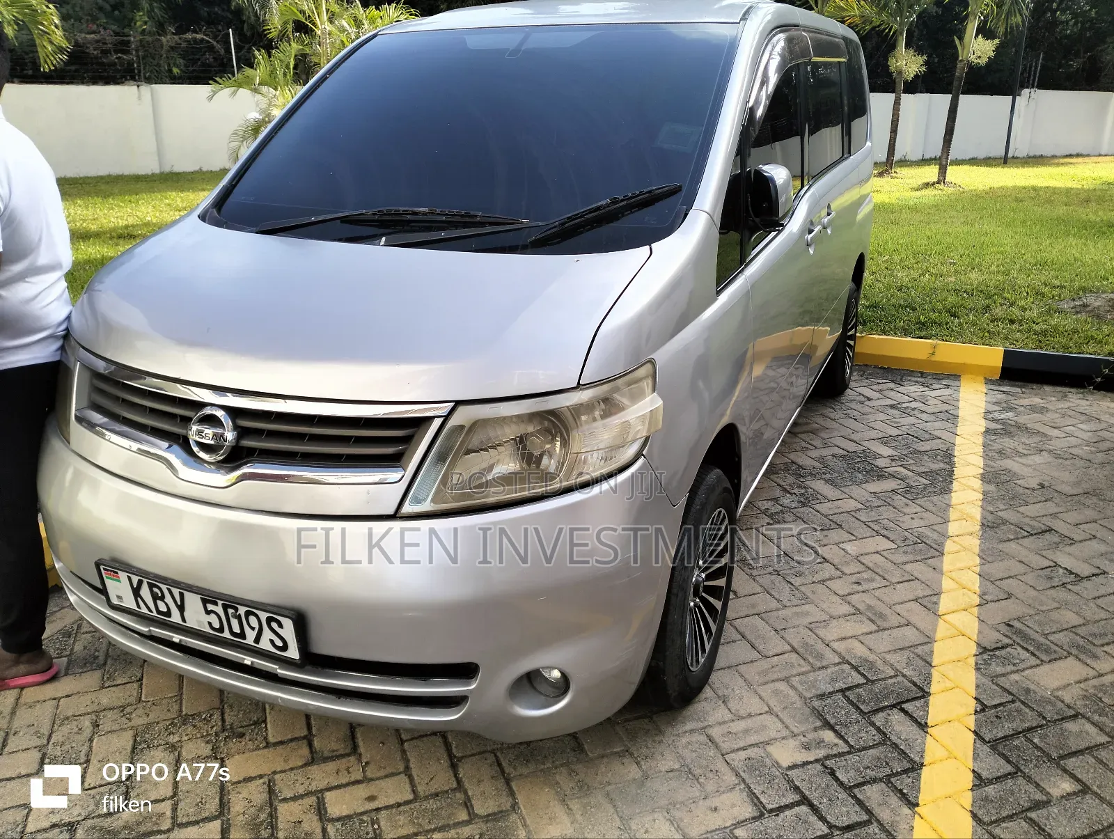 Nissan Serena 2000 Silver