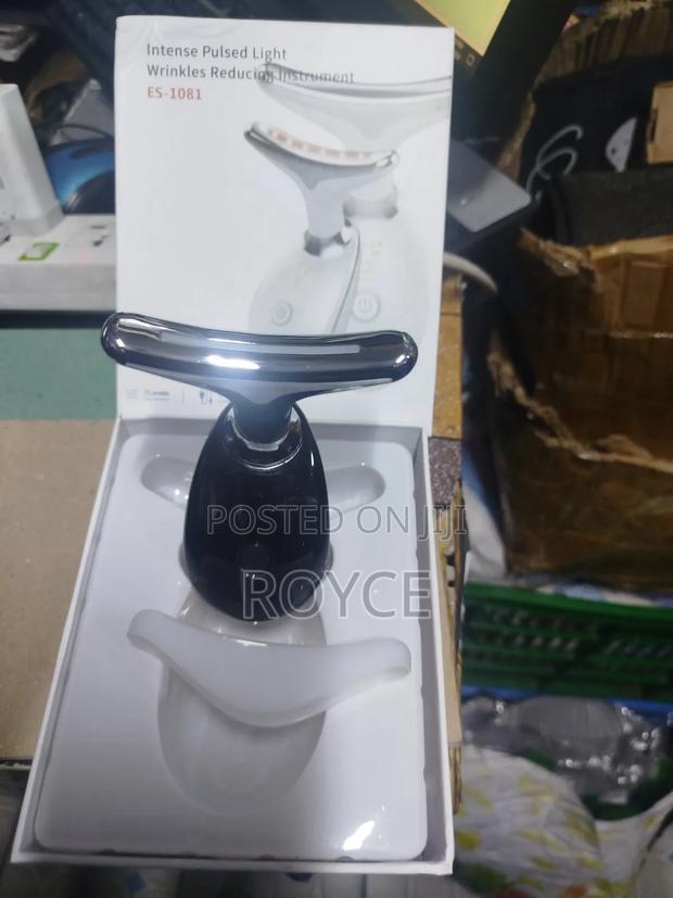 Intense Pulsed Light Wrinkle Reducing Instrument - thumbnail 6