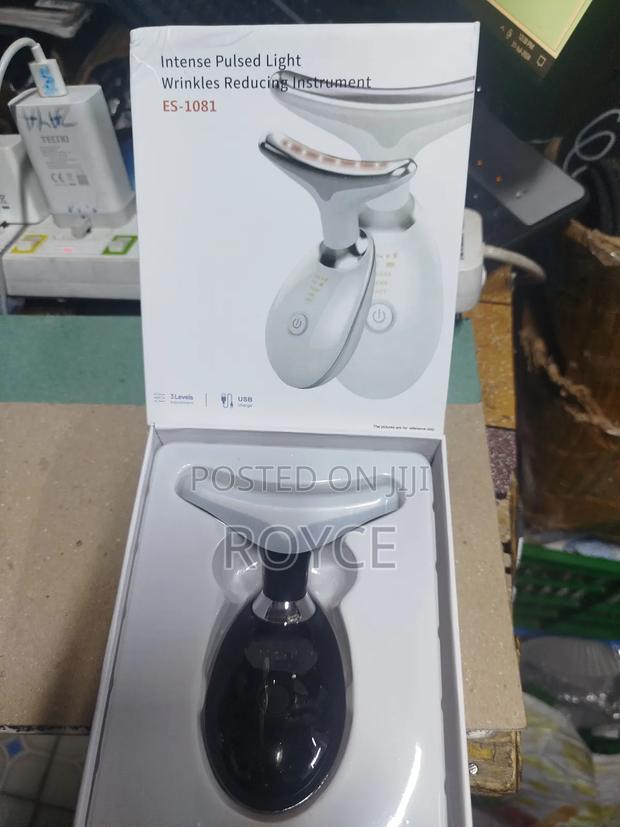 Intense Pulsed Light Wrinkle Reducing Instrument