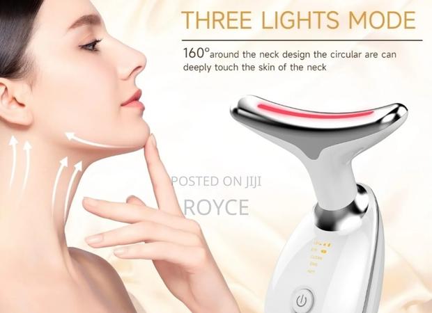 Intense Pulsed Light Wrinkle Reducing Instrument - thumbnail 8