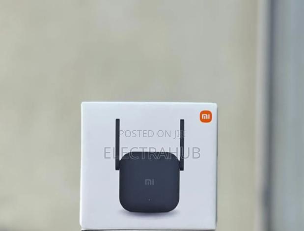 Xiaomi Extender Pro New Sealed in a Shop